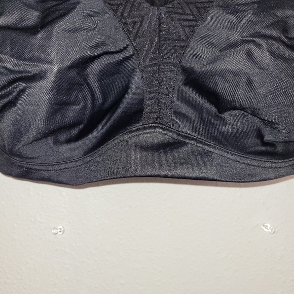 Playtex 18Hour WireFree Bounce Control Support Breathable Cup Bra Black 40D NIP - Picture 12 of 15